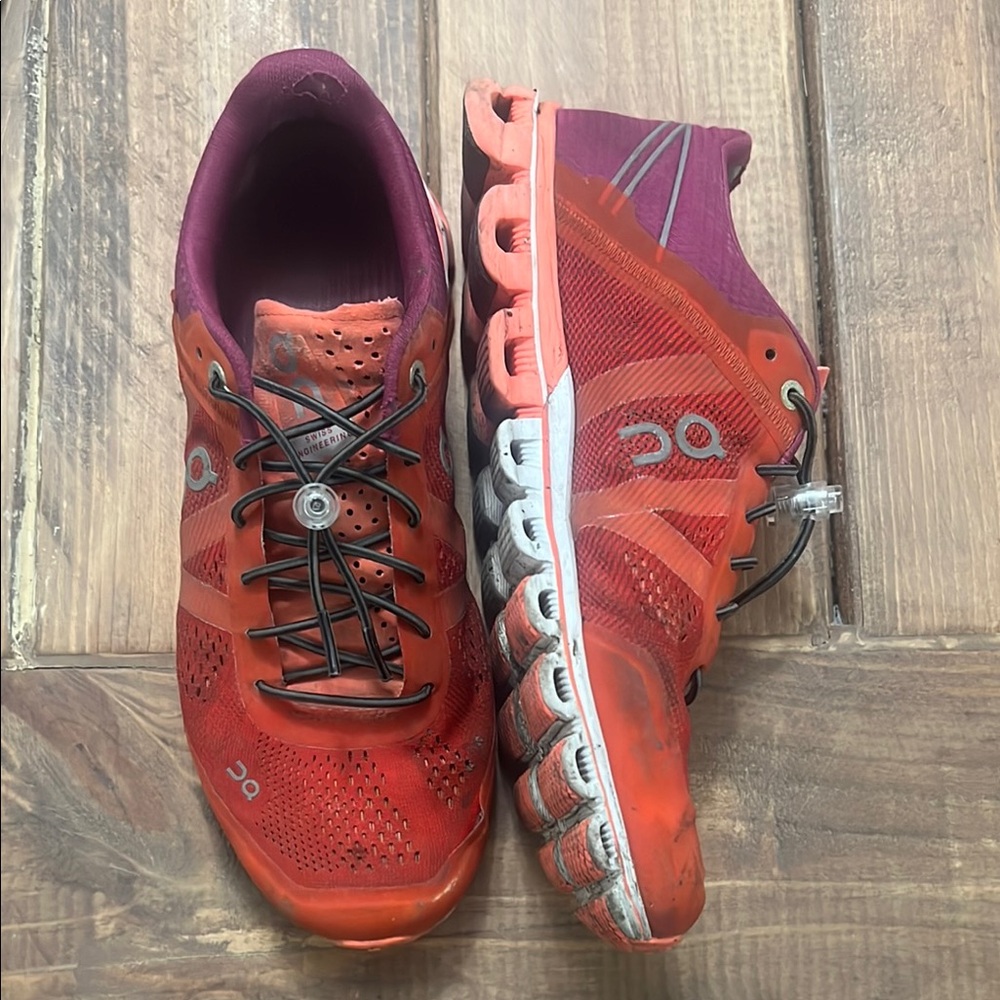 On Cloud Running Women's Orange Purple Athletic Shoes, Size 8.5